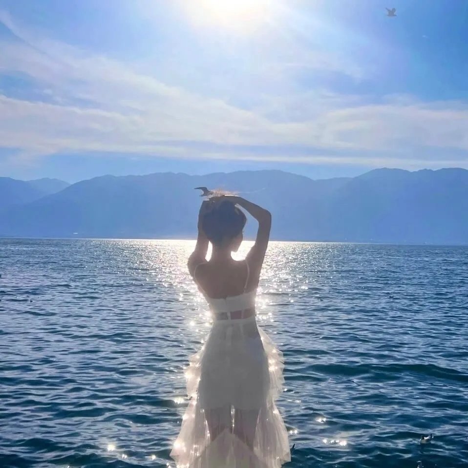 角头海报